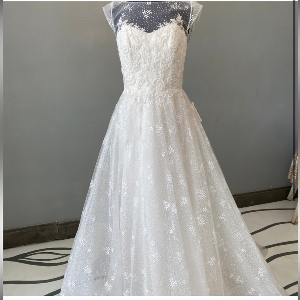 Anne Barge wedding dress - Picture 8 of 14